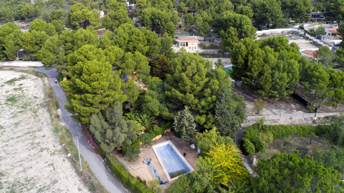 FINCA RUSTICA CON CON NEGOCIO HOTELERO 