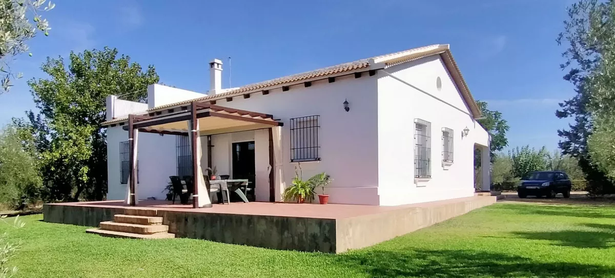 Finca de recreo con Casa en Pilas