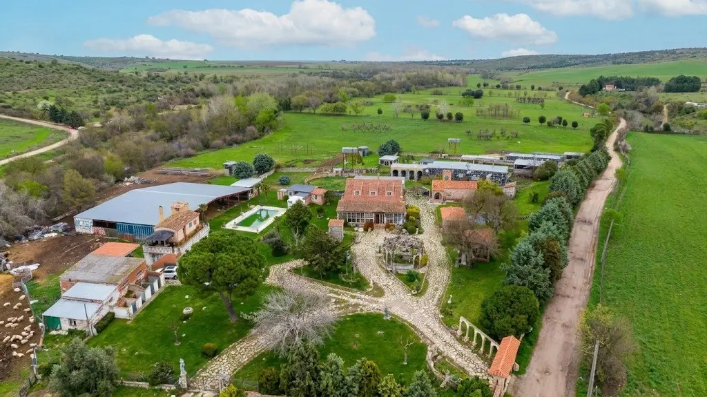 Finca ganadera en venta cerca de Madrid