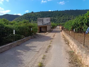 Venta terreno rustico con casa aperos