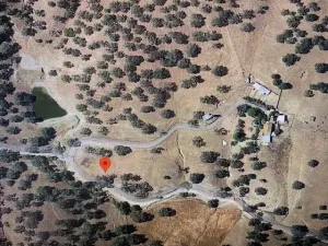 finca ganadera en el término de la nava,