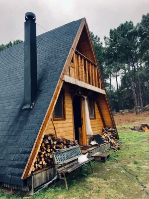 Finca rústica con caseta de madera