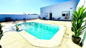 El lujo de la independencia: sol, piscina y conexión total