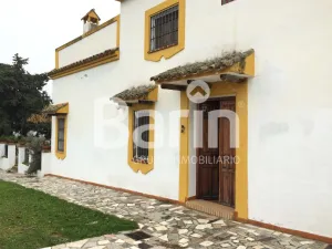 Finca con cortijo muy cerca de Córdoba
