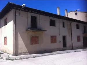 Finca en Regumiel de la Sierra