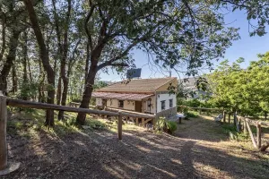 Encantadora finca rústica en Loma Papeles en Güejar Sierra