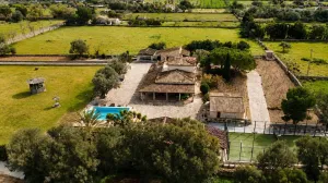 Gran Finca en Ca'n Picafort | Piscina, Pádel, Sauna y Amplias Instalaciones