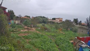 Finca de  3000 metros cuadrados. Con casit