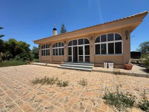 Finca en Dolores - Alicante
