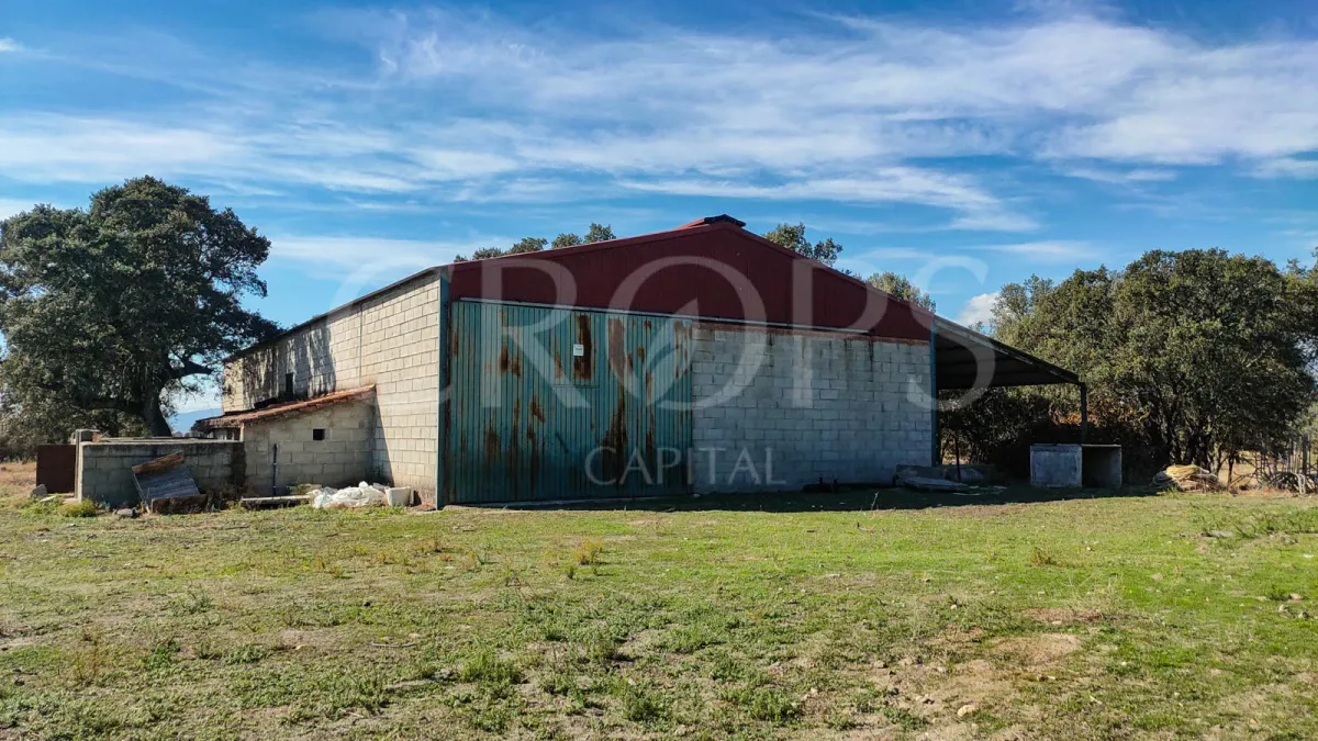 Imagem da quinta Propriedade com casa à venda na Serra de Gredos
