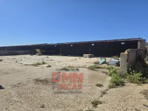 Finca con nave de gran capacidad