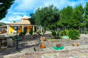 OPORTUNIDAD FINCA CON CASA REGISTRADA