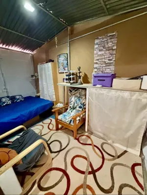 FINCA CON ESTANQUE EN VENTA