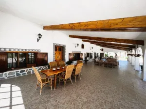 Espectacular finca estilo mediterránea a la venta.