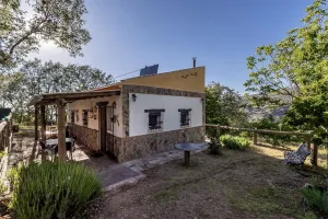 Encantadora finca rústica en Loma Papeles en Güejar Sierra