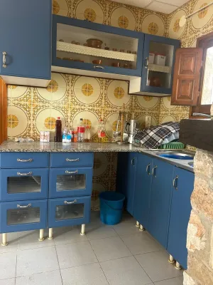FINCA URBANA- RUSTICA CON EXCELENTE CASETA DE PIEDRA EN LA MONTAÑA PRECIO 155.000