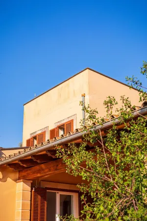 Tradicional finca en Es Figueral con piscina, privacidad y vistas despejadas