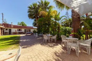 ESPACIO ÚNICO EN MIJAS PARA EVENTOS, RESTAURACIÓN, PÁDEL O CLUB DEPORTIVO