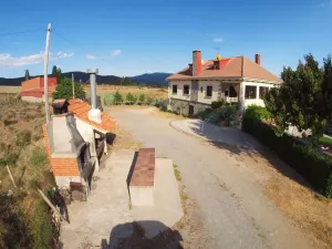 CASA RURAL EN FINCA DE 6.700 M2