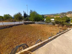 Finca Rústica con muchos metros de casa