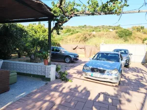 Finca rustica con casa reformada de 110m2. Estepona.