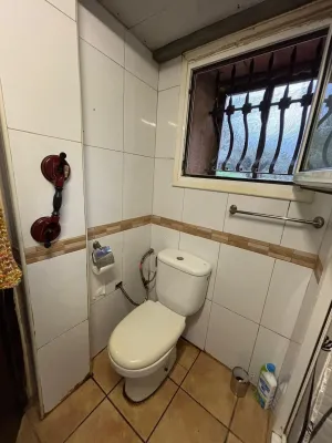 Casita rústica con luz, agua y vistas espectaculares.