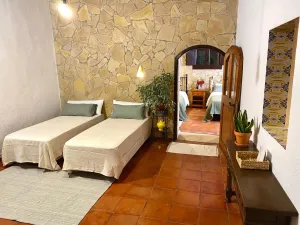 Exclusiva masía del Siglo XV totalmente reformada con licencia turística