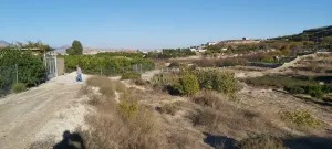 Huerta con casa de aperos, punto de luz y aljibe en los tollos, Archena.