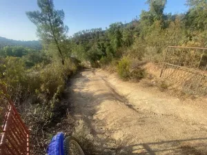 FINCA EN LA NAVA