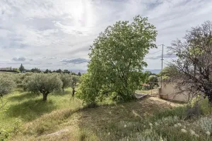 Finca rústica con casa de aperos y espectaculares vistas en Monachil