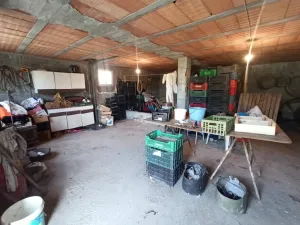 Finca Rústica con muchos metros de casa