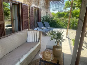 Encantadora Finca Rústica Reformada con Licencia Turística en el Corazón de la Serra de Tramuntana
