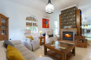 Finca rústica con chalet independiente