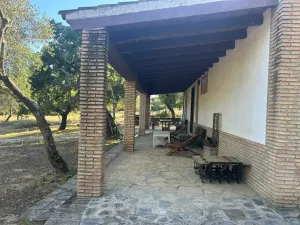 Exclusiva finca de recreo y explotación ecuestre en pleno Parque Natural de Los Alcornocales