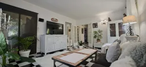 Casa con instalaciones para 5 caballos (REGA)