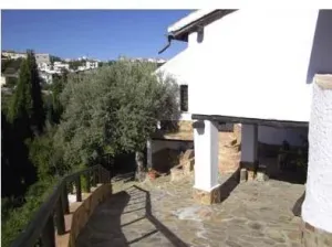  Bodega de ensueño en Monachil (Granada) – ¡Naturaleza, tradición y oportunidad en un mismo sitio!