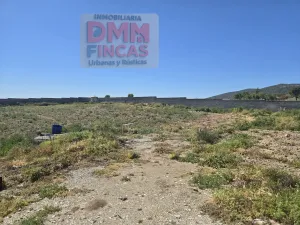 Finca con nave de gran capacidad