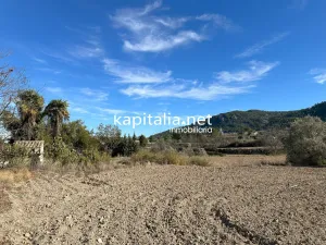 CASERÓN Y FINCA RÚSTICA A LA VENTA EN BOCAIRENT