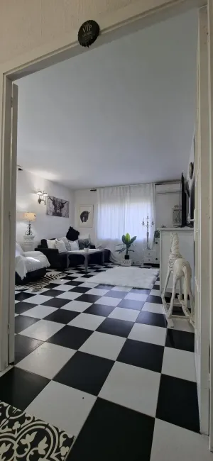 Casa con instalaciones para 5 caballos (REGA)