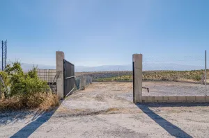FINCA RÚSTICA VALLADA CON 1000 METROS CERCA ITV LAS GABIAS