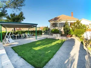 CASA RURAL EN FINCA DE 6.700 M2