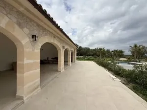 Finca única en Montuïri: 31,7 acres exclusivos y plantación de Olivos con rentabilidad