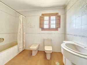 Preciosa finca con vistas al mar, en Estepona.