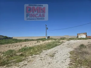 Finca con nave de gran capacidad