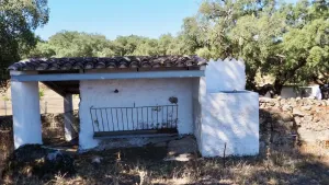 CASA DE CAMPO TOTALMENTE EQUIPADA CON PISCINA