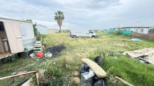 PARCELA RÚSTICA EN SAN JUAN DE HORNILLO – 1.000 m2 CON AGUA Y LUZ | OPORTUNIDAD REAL