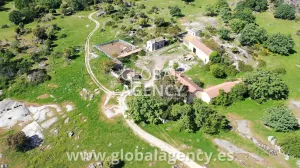 136 ha 1500m² Construidos. Recreo y Ganadera
