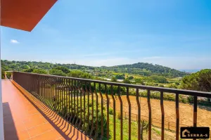 Finca Rústica Exclusiva con Vistas al Mar en Argentona