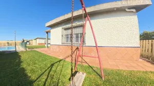 ✨🏡 Gran oportunidad de inversión — Finca Rústica con casa en venta en Aguadulce, Rota | 2.800 m2 terreno, 209 m2 vivienda reformada | Ref: DLR00095
