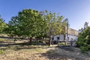 Encantadora finca rústica en Loma Papeles en Güejar Sierra